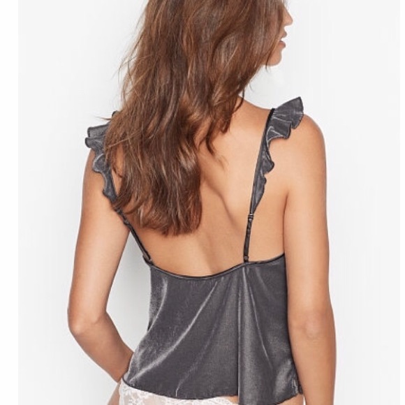 Victoria’s Secret Black Velvet Ruffle Cami Large - Picture 2 of 3